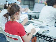 -四季美学色彩形象管理服装搭配