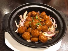 铁锅焦溜藕丸-老牌坊鲁菜名店(宽厚里店)