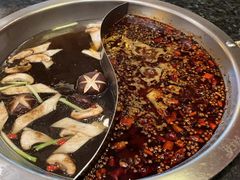 鲜牛蛙仔-井格重庆火锅(临平银泰城店)