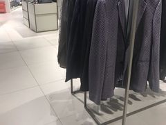 -GIORGIO ARMANI(燕莎奥特莱斯购物中心店)