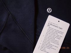 -lululemon(上海浦东IFC店)