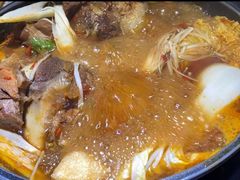 -运气牛自助酱大骨火锅(南京东路店)