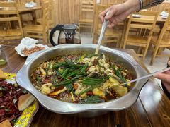 -乡土特色.冷锅鱼.牦牛肉汤锅