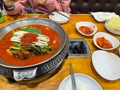 -喇喇排骨火锅·传统韩式脊骨汤(望京西园总店)