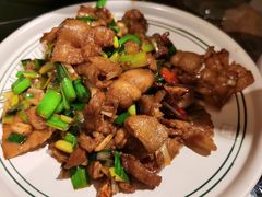 -云海肴·汽锅鸡·云南菜(天山百盛优客店)