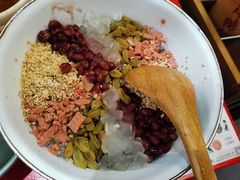 -谭鸭血老火锅(七宝万科广场店)