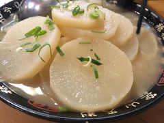 鸡汁炖萝卜汤-回家湘菜馆(浮山后店)