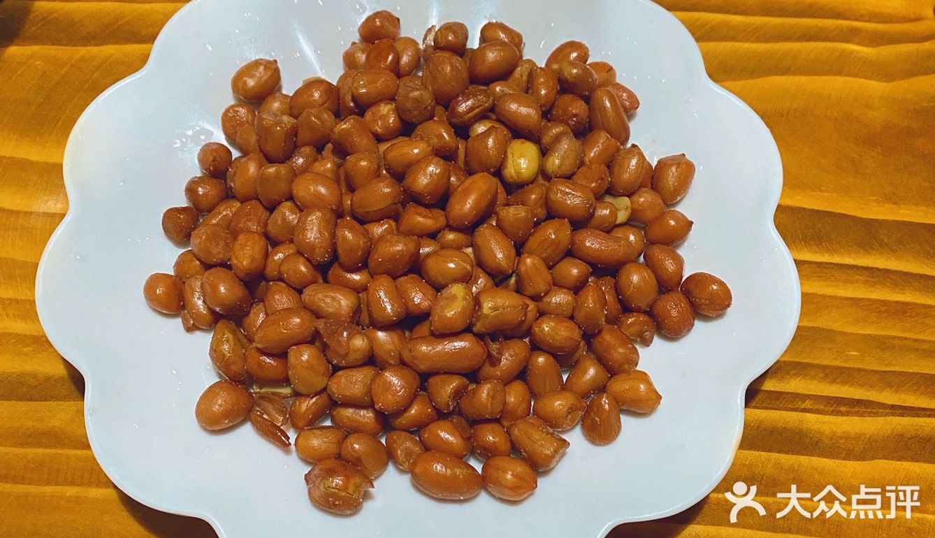 河提路美食～猪肚包鸡 汤浓味美