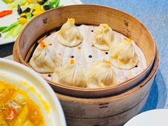 蟹粉小笼包-绿波廊(豫园店)