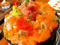 三文鱼火山丼-魔丼屋(日月光店)