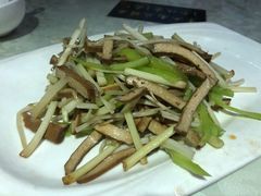 -眷江南之小蓝鲸(王府大街店)