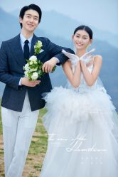 -喜爱高定婚纱摄影