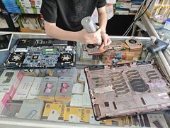 -千机网·翎杰手机电脑维修中心(上海海阳路店)