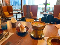 海鲜冬阴功汤-CHINCHIN 青青·泰国料理(万象食家店)