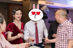 -莫小姐婚纱