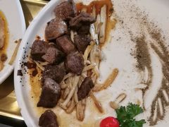 -大神太神·铁板烧(瑞虹天地月亮湾店)