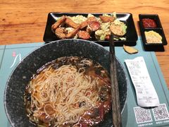 -八月美食小馆(银泰城总店)