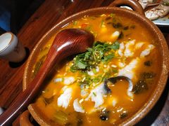 -东家小院金汤酸菜鱼(南阳路店)