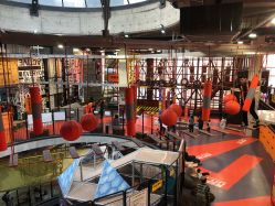 -嗨翻Hi-Fun竞技主题乐园·蹦床团建生日聚会(五棵松华熙店)