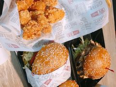 -The Habit Burger Grill 哈比特汉堡(复兴soho店)