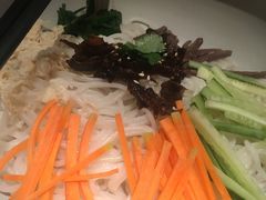 -云海肴·汽锅鸡·云南菜(天山百盛优客店)