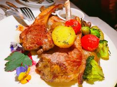 香烤羊排配西葫芦-EATALIA意塔利意式餐厅(鼓楼店)