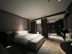 -乔治莫兰迪酒店(济南解放路山东大学店)