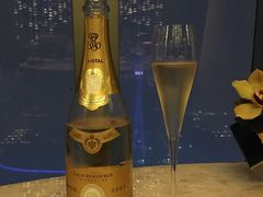 路易王妃水晶香槟2009年-广州四季酒店·佰鲜汇·现代法餐