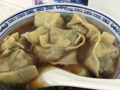 菜肉馄饨-古徽州馄饨店(宝安路店)