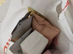 -名创优品(中原万达2F店)