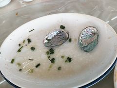 -红月湾海鲜饭店•沙滩海景(双月湾店)