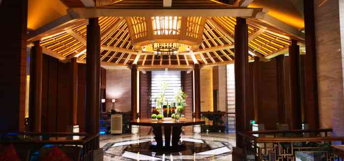 浅深(厦门店)-"环境不错,高大上,就是餐吧服务员服务太冷.