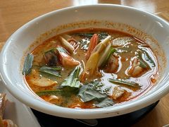 -Pad Thai Kratong Thong by ama