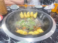 -边江铁锅炖鱼(振八街店)