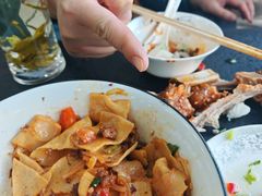 -伊源鼎盛餐饮服务有限公司