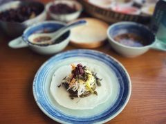 -包整·丝娃娃(一览甲秀楼风景店)