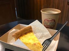 -Pie Bird(新闸路店)