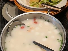 -湘力力小院·鱼汤泡饭(枫林路店)