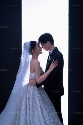 -雪中彩影婚纱摄影·微光艺术中心