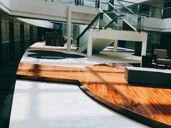 -上海滴水湖皇冠假日酒店