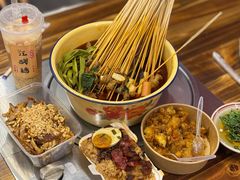 -拈签一笑黄牛肉辣卤串串
