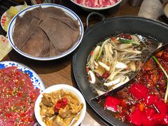 -萍姐火锅·公路夜市(武汉首店)