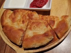 新疆烤馕-耶里夏丽·丝路新疆菜·清真食品(徐汇南丹东路臻选店)