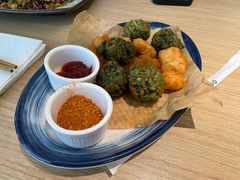 虾仁荠菜春卷-耿福兴(凤凰美食街店)