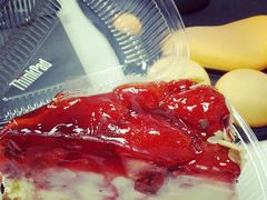 草莓奶酪蛋糕-凯宾美食廊Kempi Deli·凯宾斯基饭店(亮马桥路店)