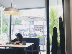 靠窗位-吉森Bakery(教育路店)
