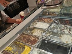 -VENCHI 闻绮(上海佛罗伦萨小镇店)