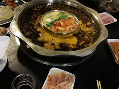 -邓莽子老火锅(中兴路总店)