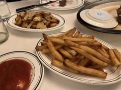 -Wolfgang’s Steakhouse 沃夫冈牛排馆(上海白玉兰广场店)