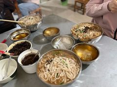 -正宗杨记普洱酸醋米线(总店)